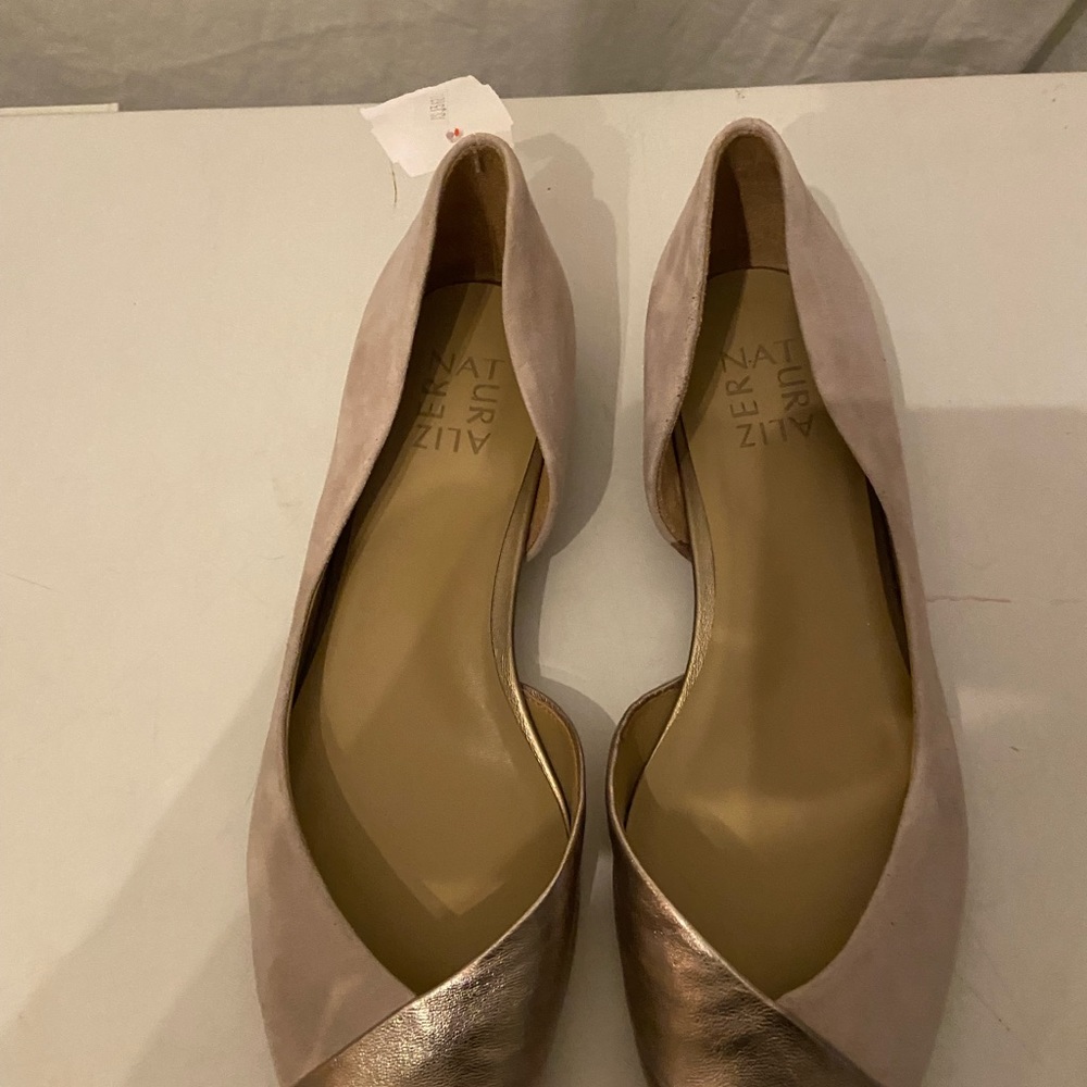 Naturalizer blush suede & gold flats size 9w NWT - Picture 6 of 8